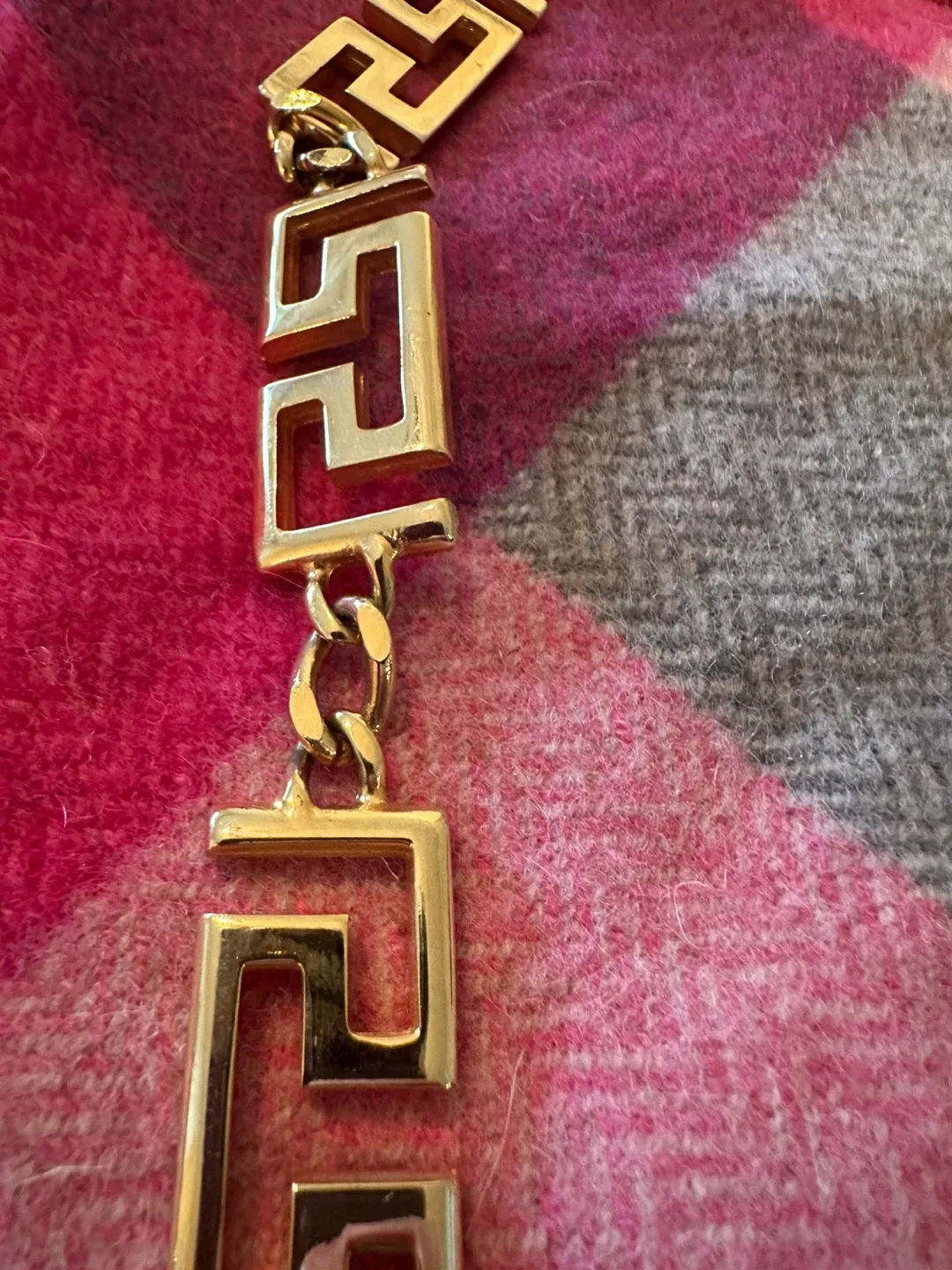 Gold-tone Chain Belt with Black Leather image indicator(2)