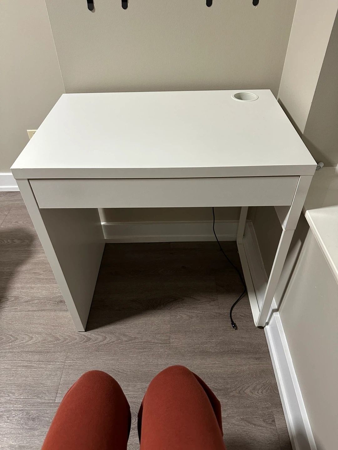 White IKEA Micke Desk with Drawer - photo 4