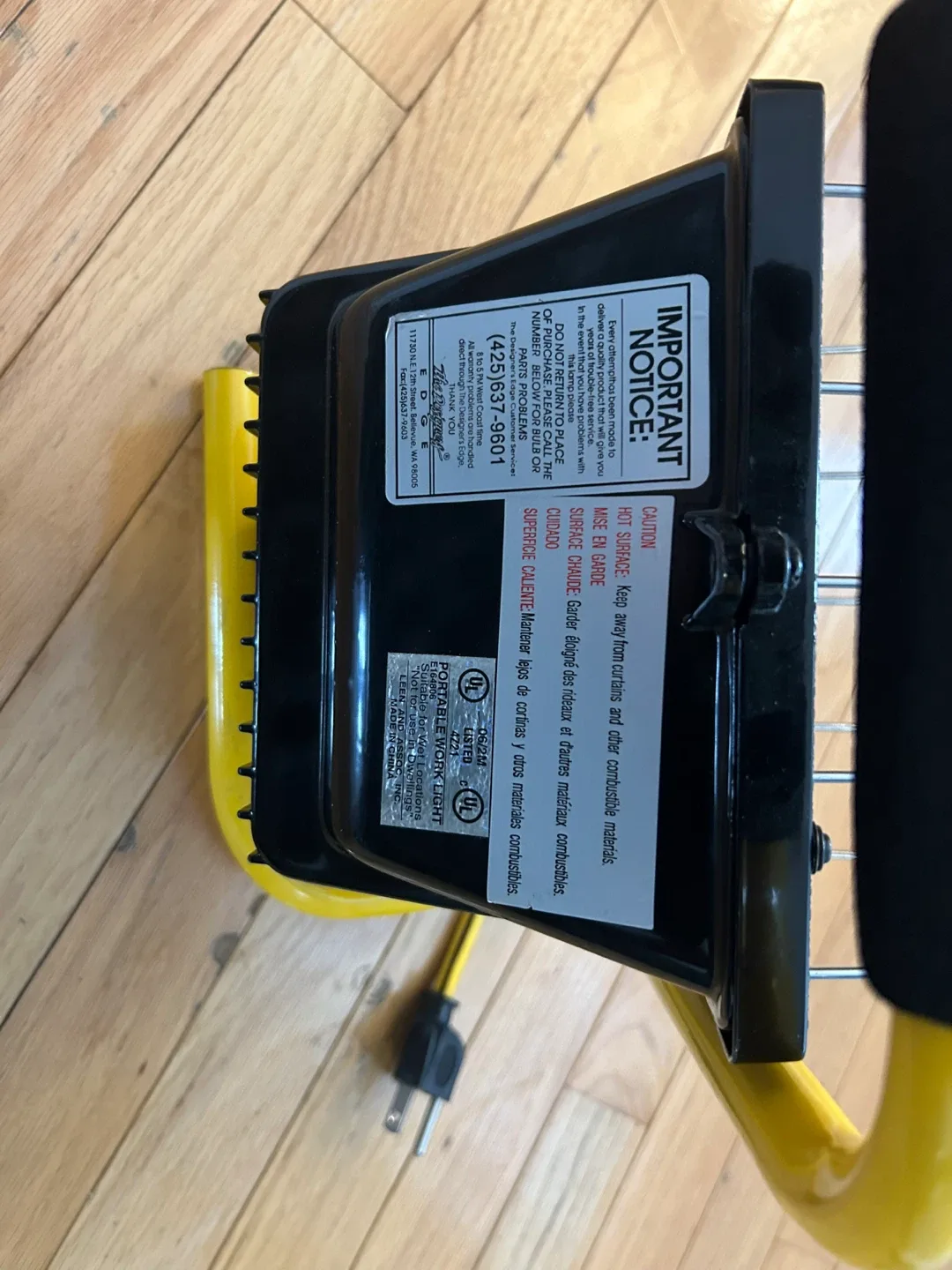 The Perfect Portable Work Light image indicator(2)