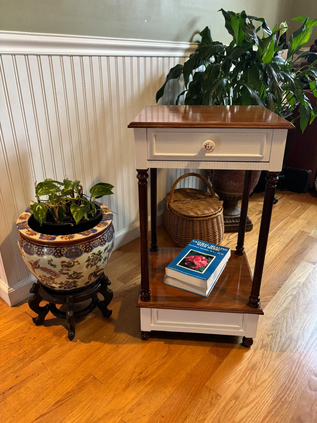 Side Table with Drawer - Brown & White image indicator(4)