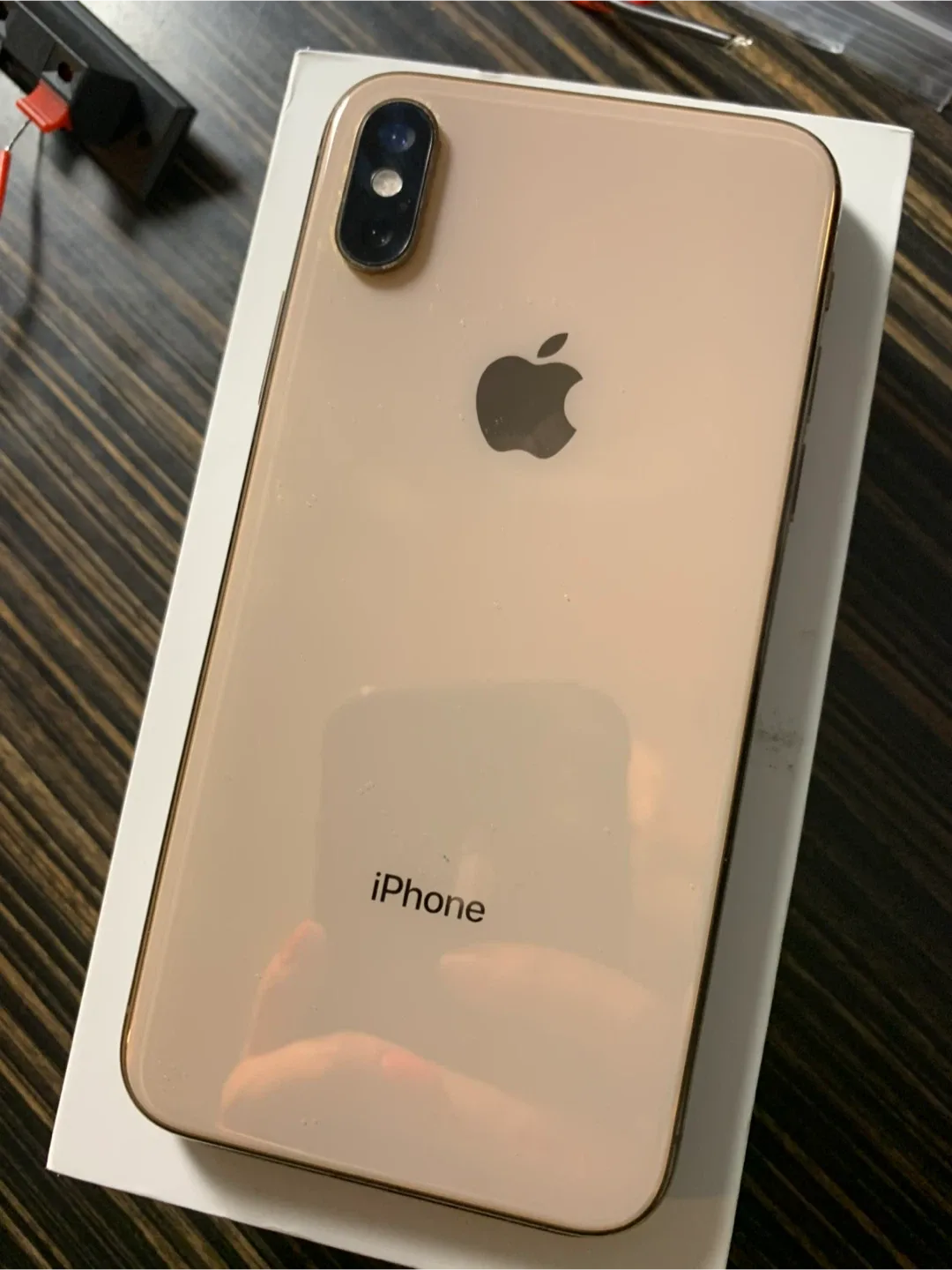 iPhone XS 256GB Gold image indicator(2)