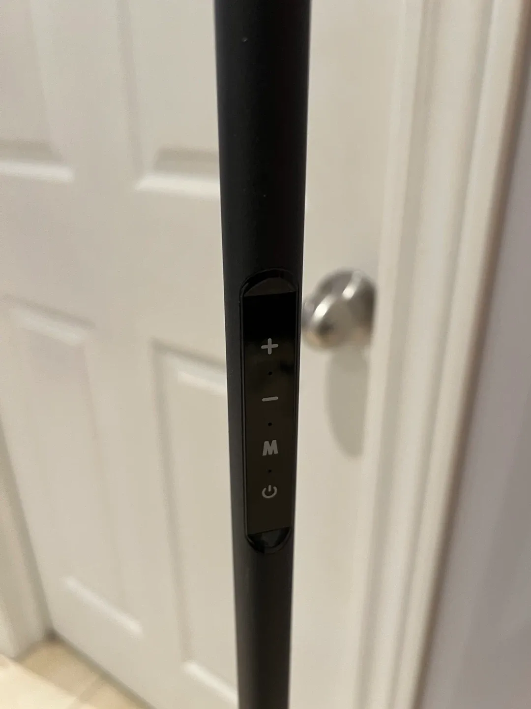 Black LED Floor Lamp - Adjustable Height image indicator(3)