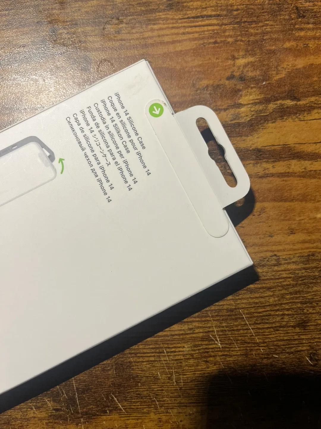 Apple iPhone 13/14/15 Silicone Case - Midnight Black image indicator(3)