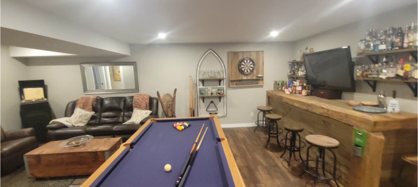Dufferin Pool Table