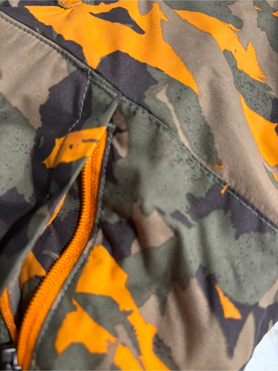 Columbia Camo Puffer Jacket - Size 2T - photo 3