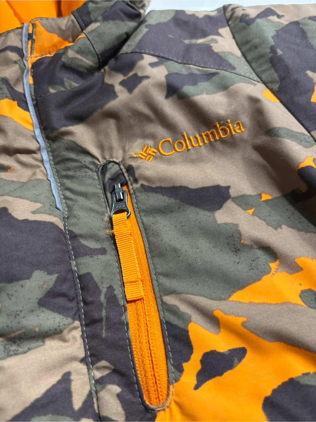 Columbia Camo Puffer Jacket - Size 2T - photo 2