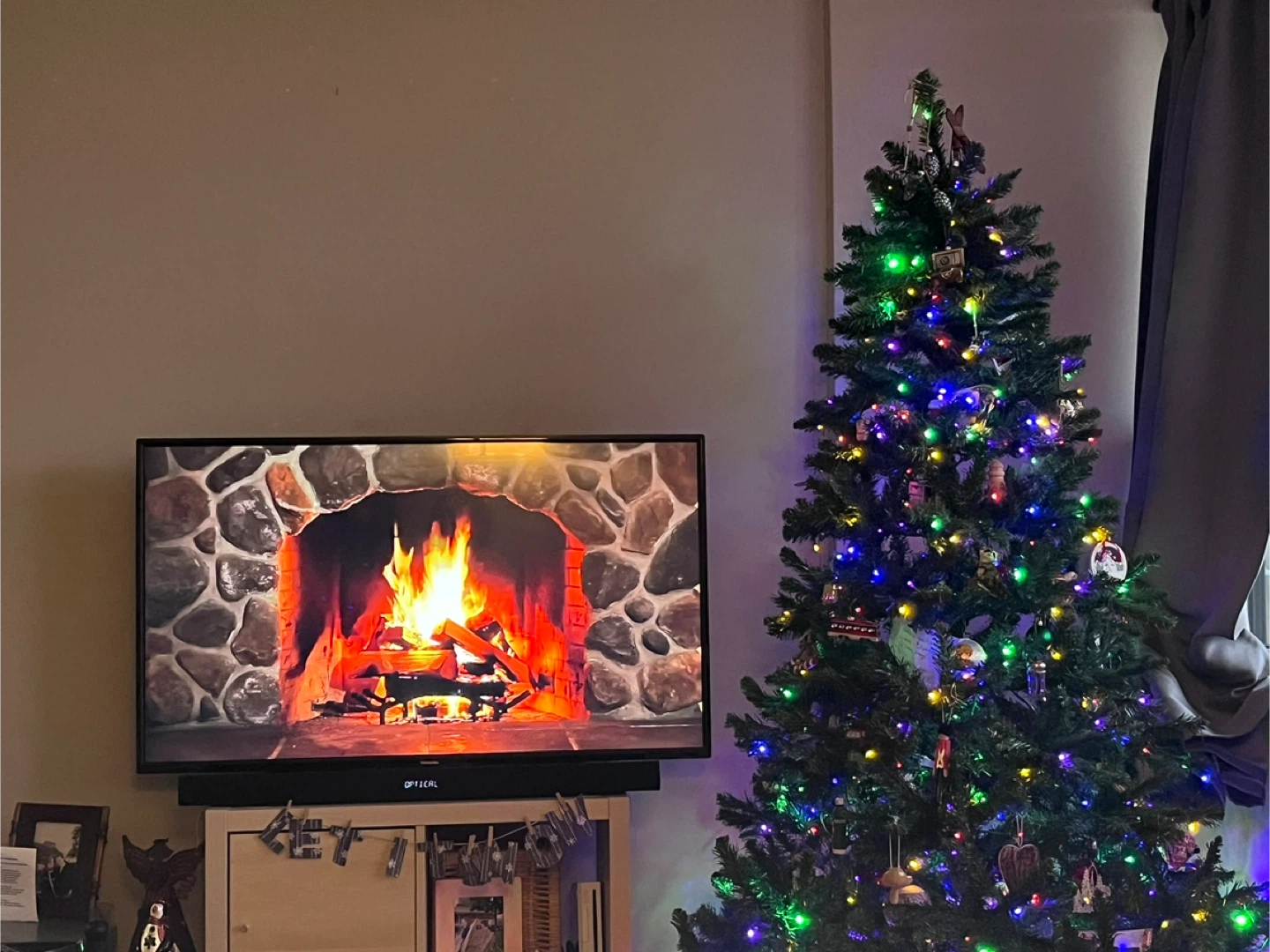 NOMA Pre-Lit Dresden Christmas Tree, 7-ft - photo 4