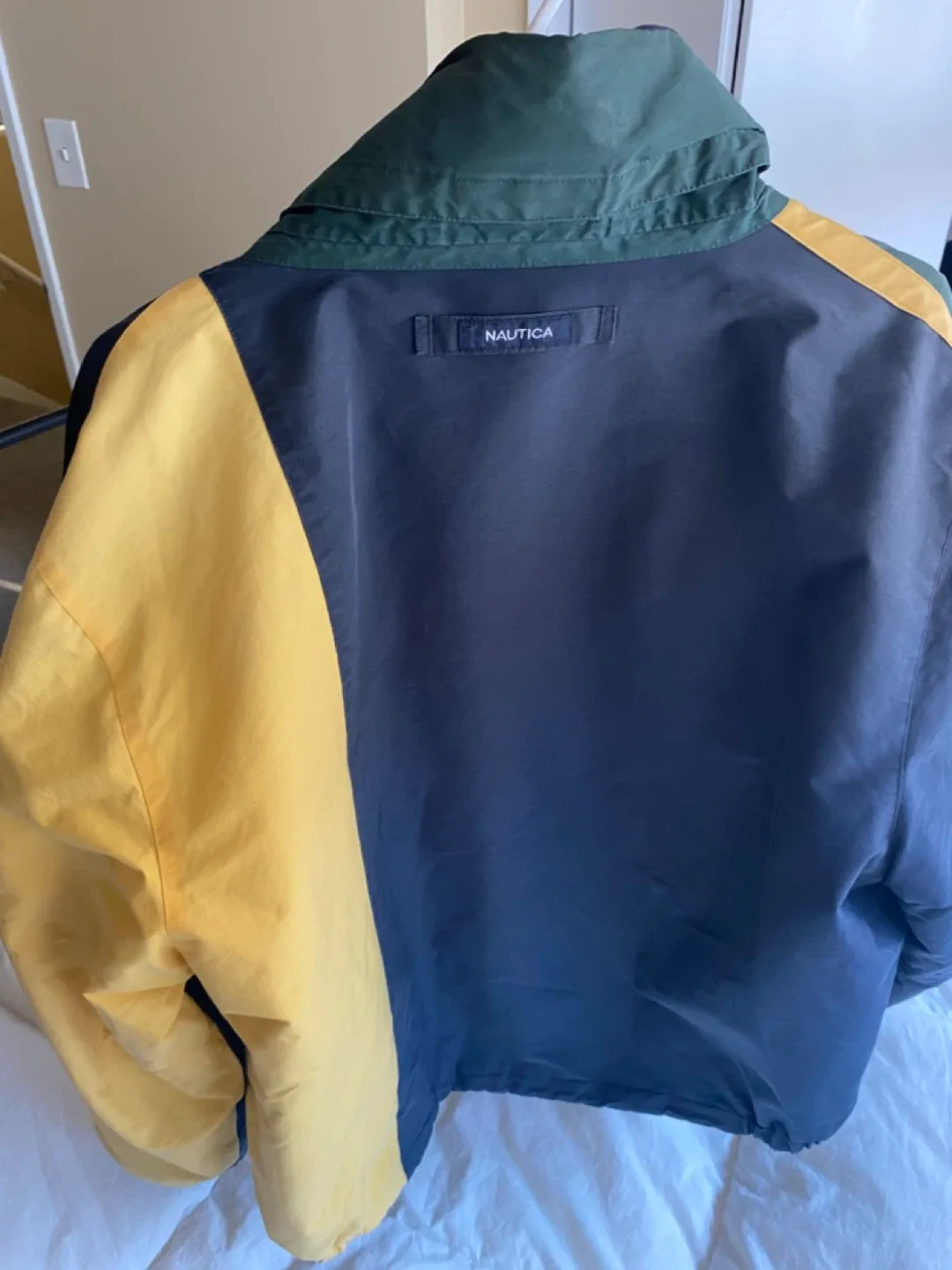 Like new condition Nautica Colour Blocked Jacket image indicator(3)