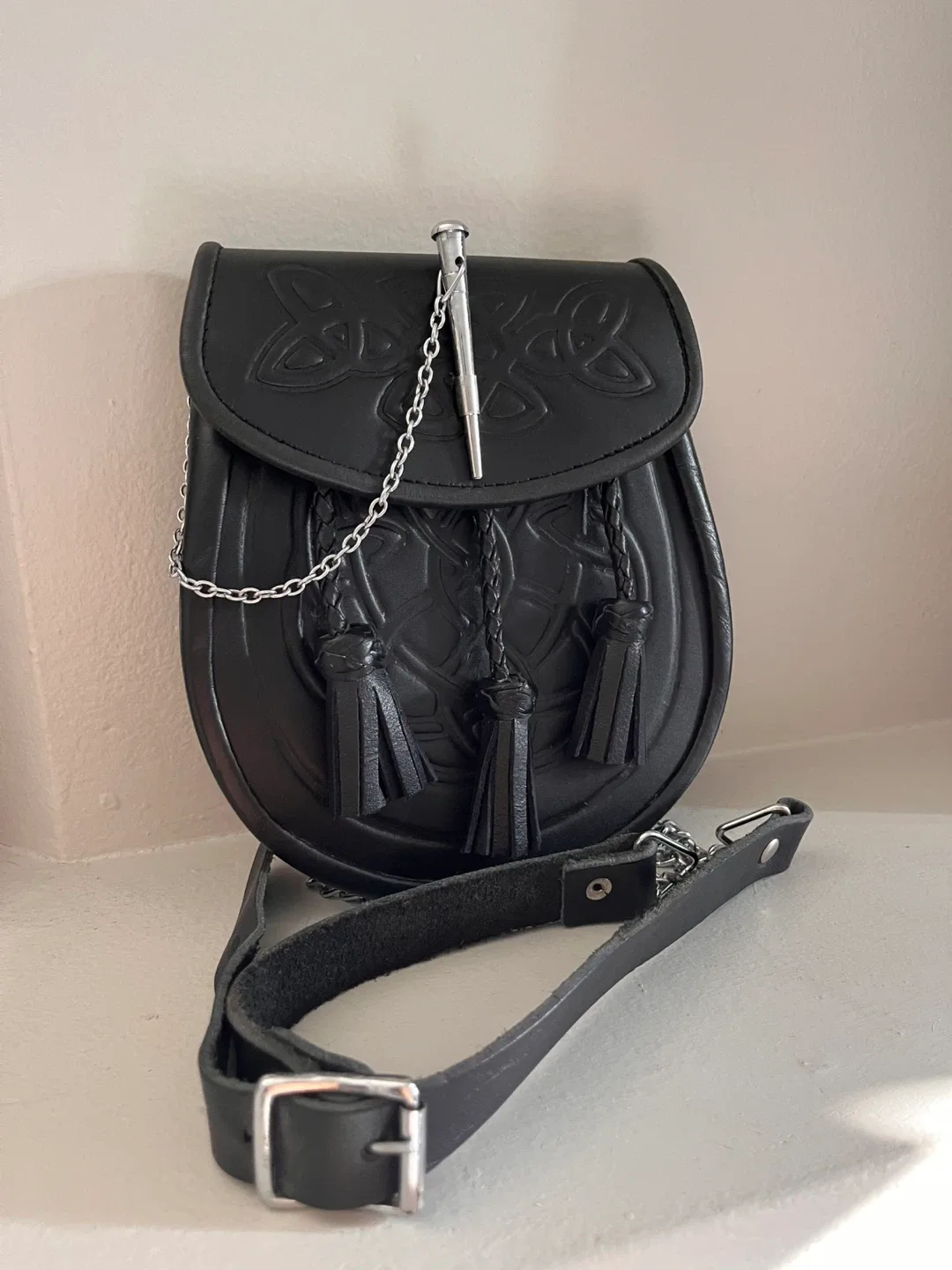 Black Leather Scottish Sporran Bag