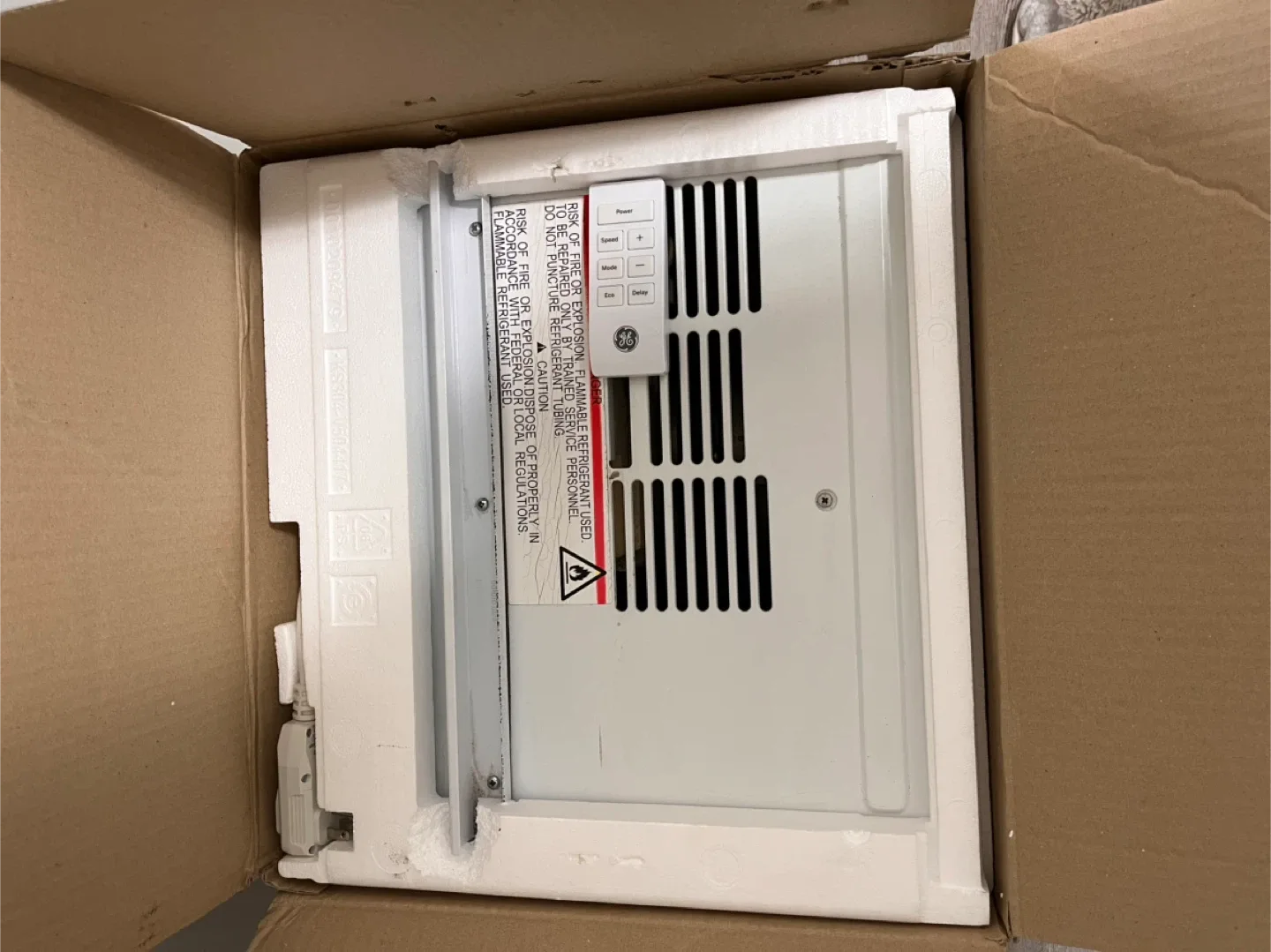 GE 6,000 BTU Room Air Conditioner - Small Room image indicator(4)