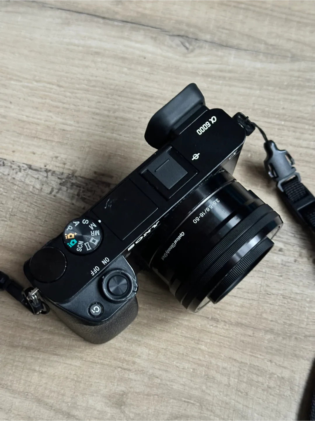 Sony Alpha a6000 Camera with Lens Kit image indicator(4)