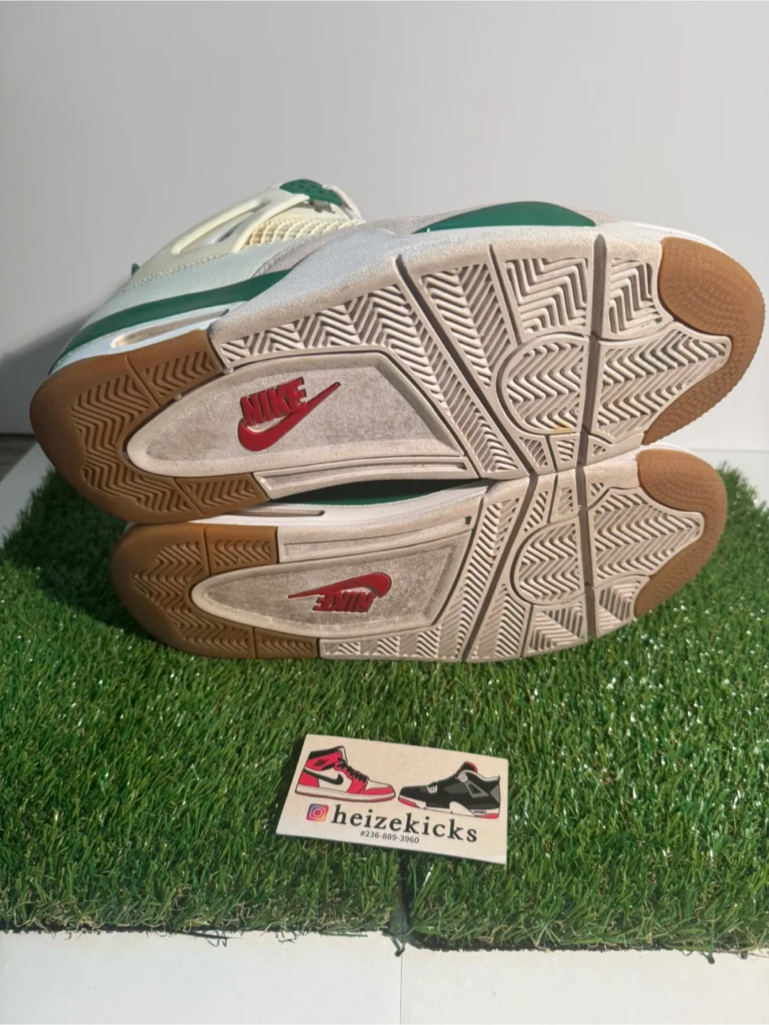 Jordan 4 SB Pine Green size 10 image indicator(4)