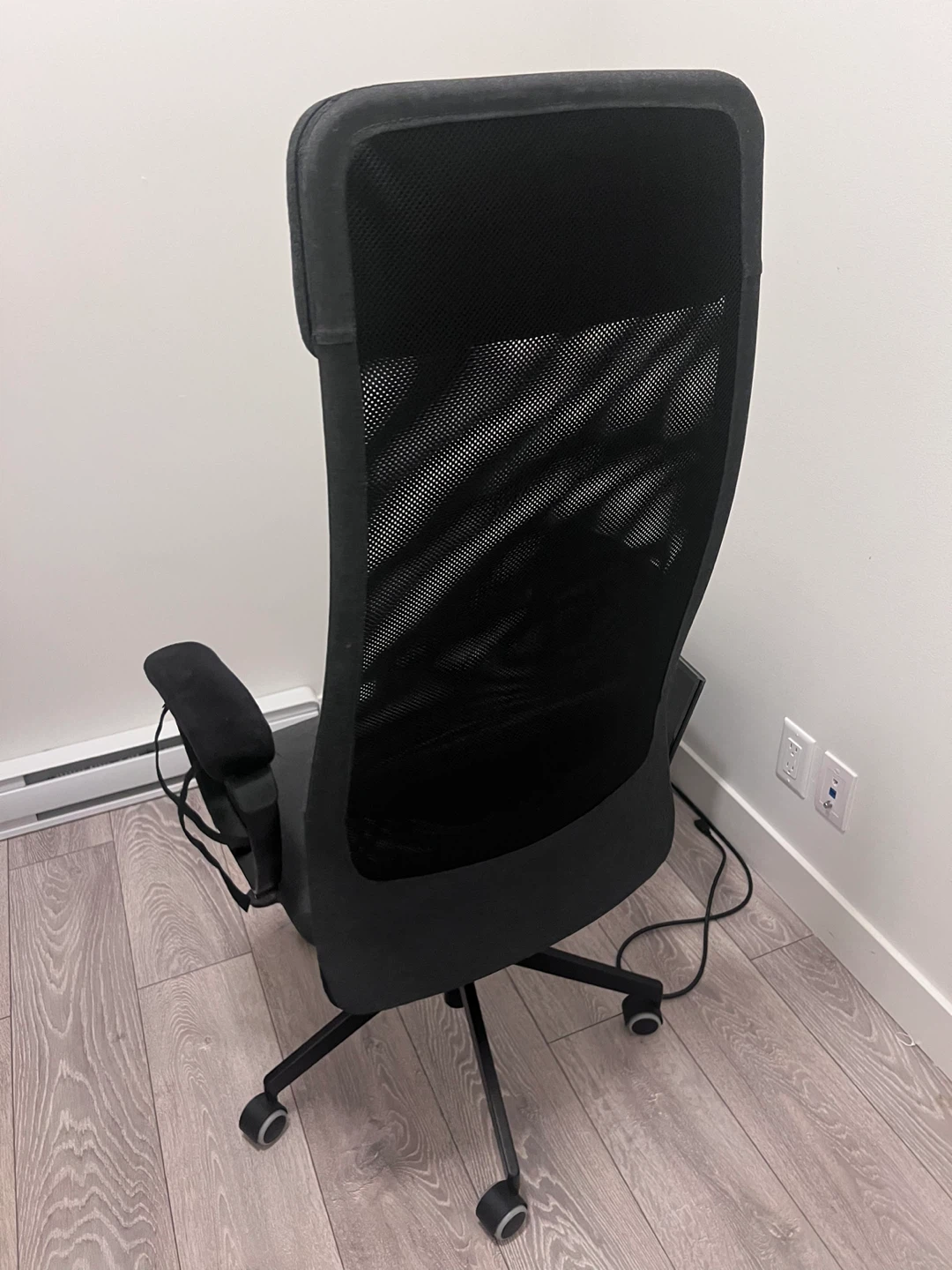 Black Office Chair - photo 3