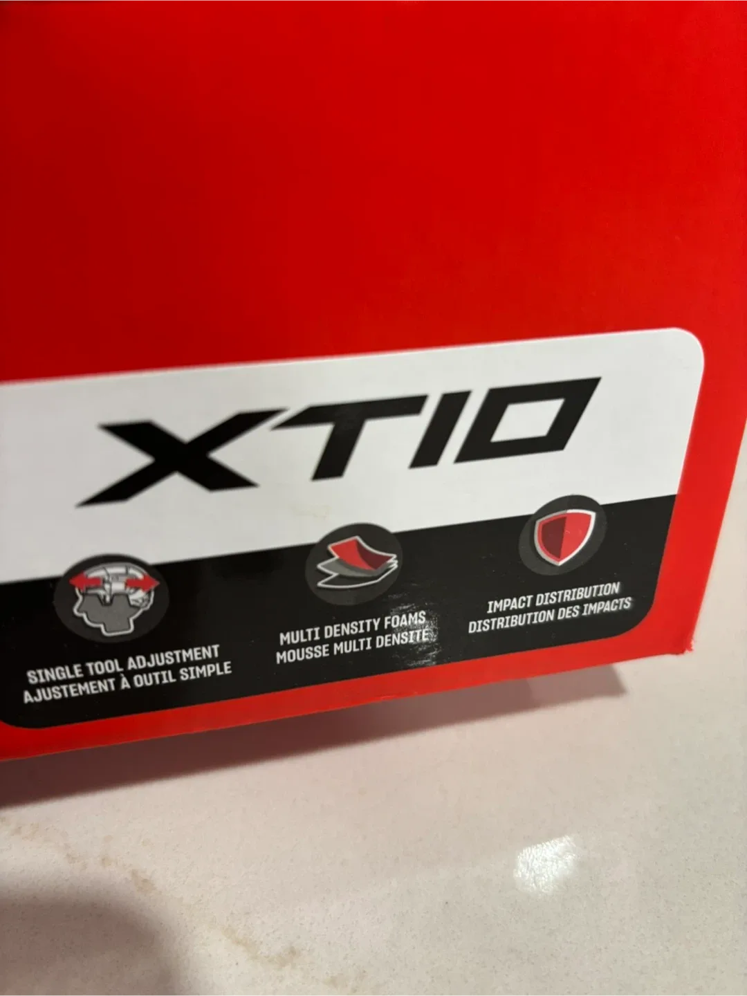 Child’s CCM XT10 Hockey Helmet & Cage - Size M image indicator(5)