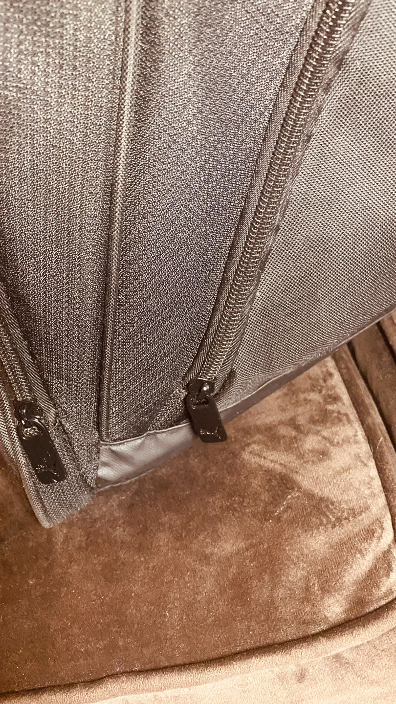 Puma Black Duffle Bag image indicator(4)