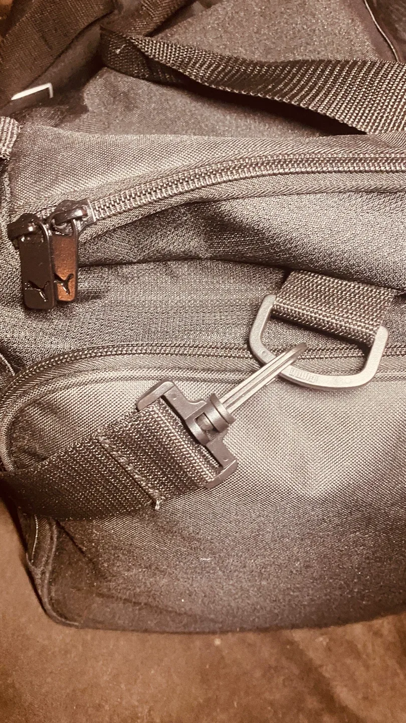 Puma Black Duffle Bag image indicator(3)