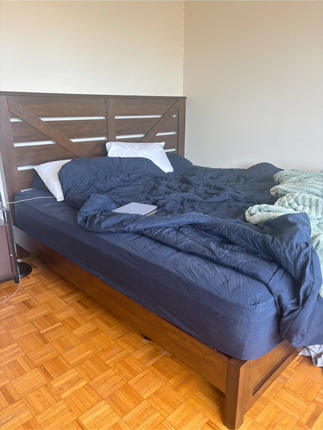 King Size Brown Bed Frame image indicator(3)