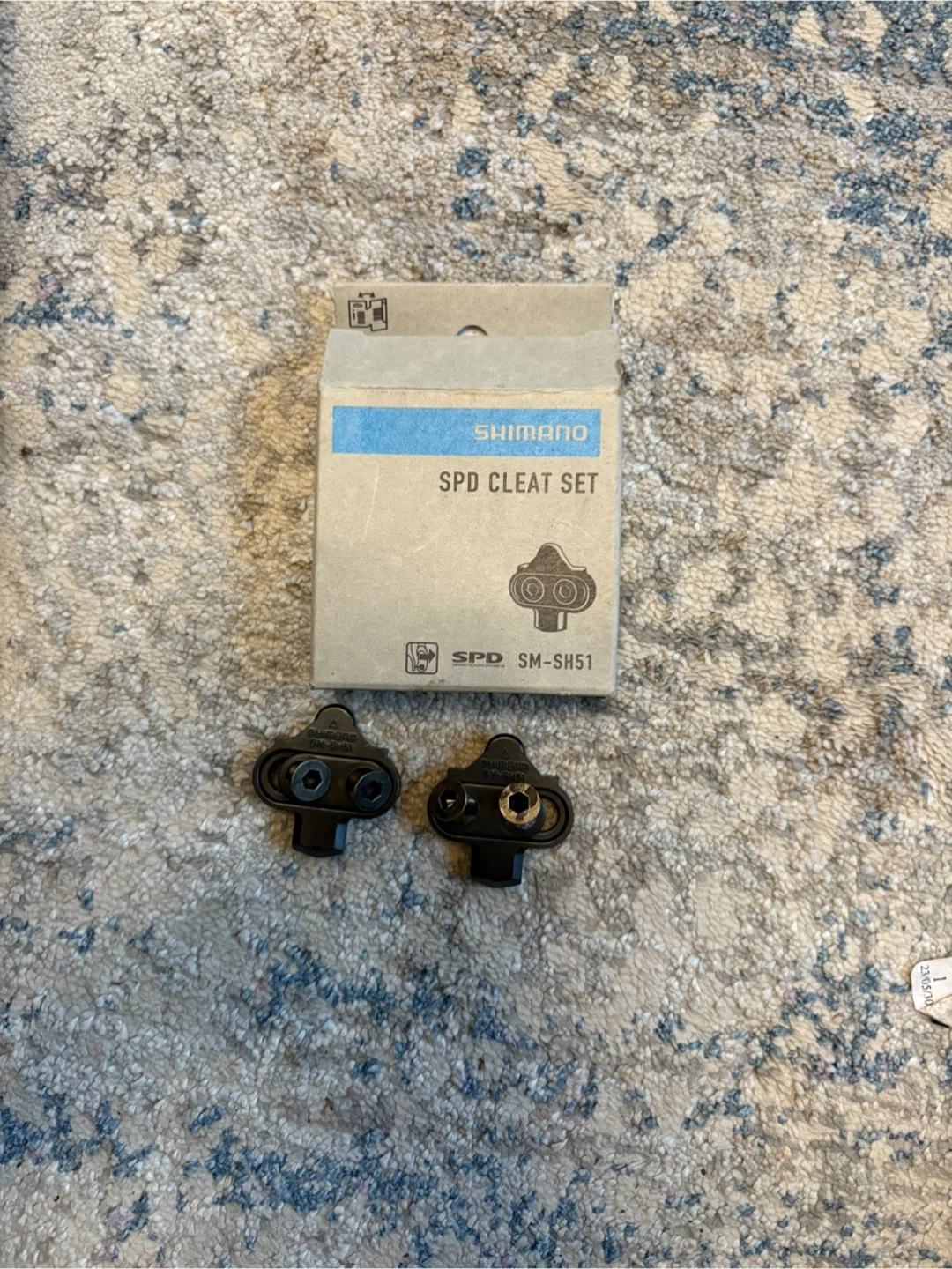 Shimano Cycling Shoes with SPD Cleat Set - photo 4