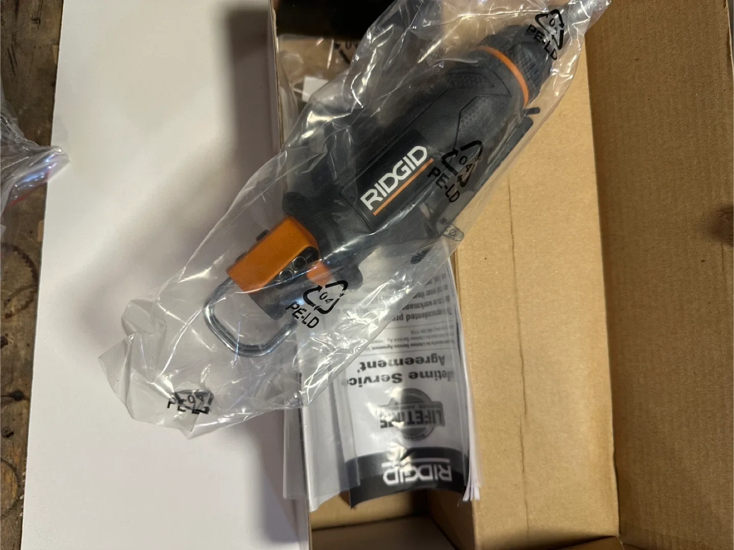 New RIDGID R040SCA Roofing Cutter image indicator(5)