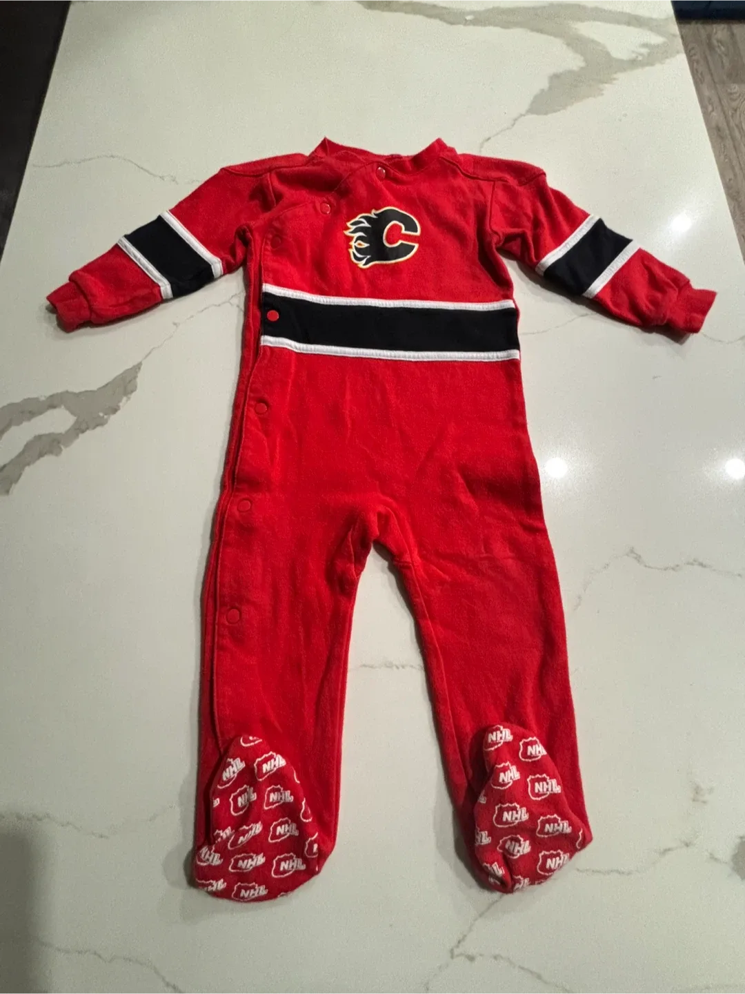 Calgary Flames 18M Footed Pajamas