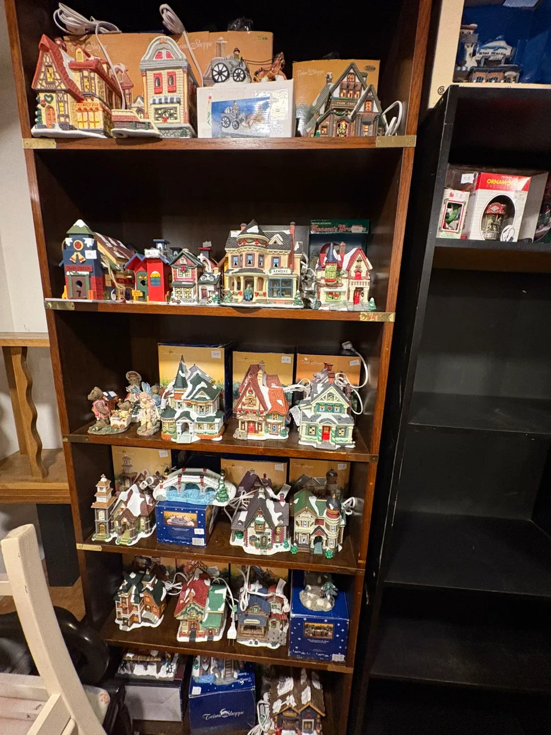 Holiday Expressions 3-D Porcelain Lighted House Toy Shop image indicator(2)