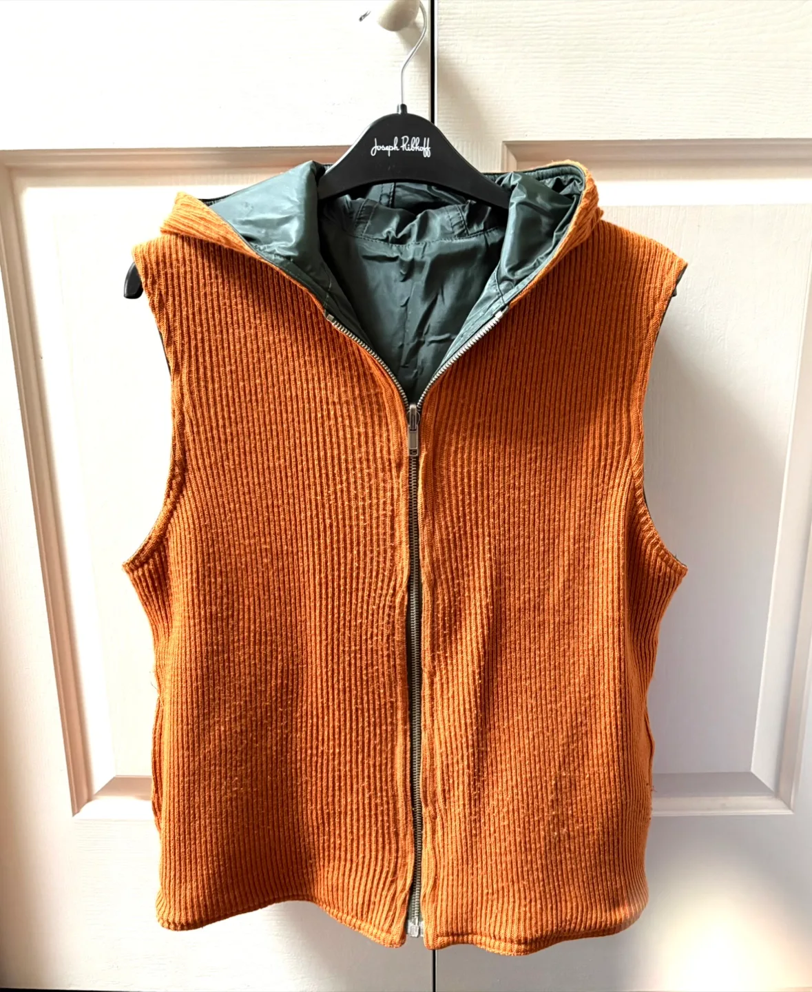 Reversible Hooded Vest - Green & Orange image indicator(5)