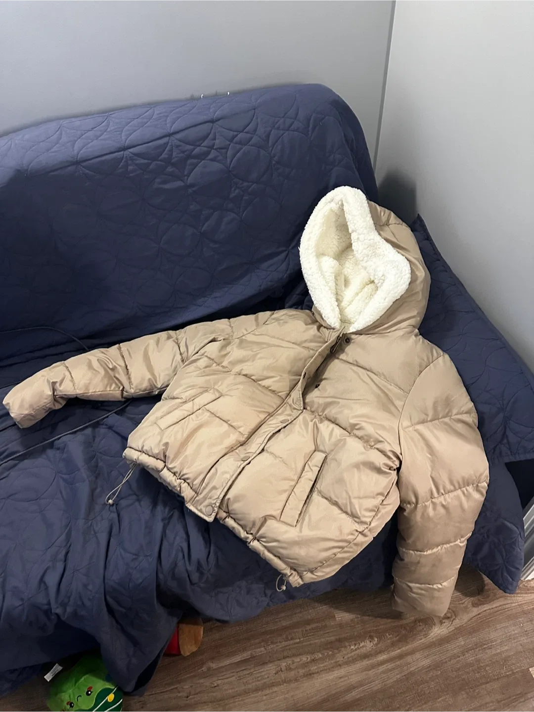 Women’s Fall/Winter Jackets image indicator(3)