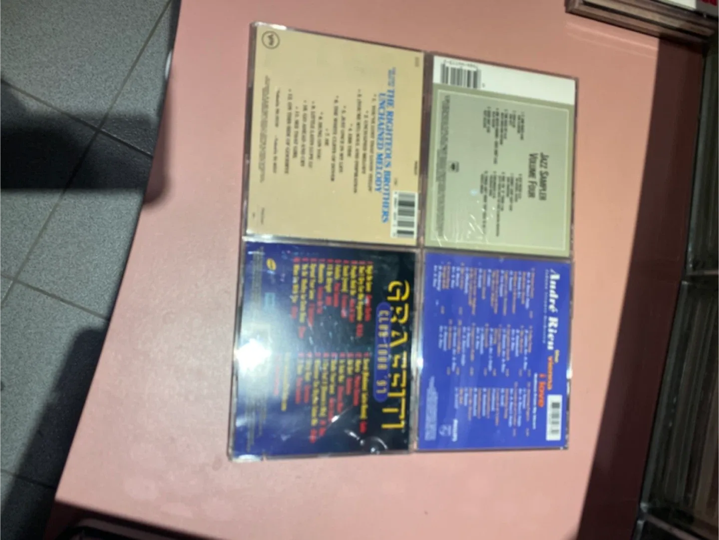 Mixed CDs: Jazz, Classical, Pop image indicator(2)