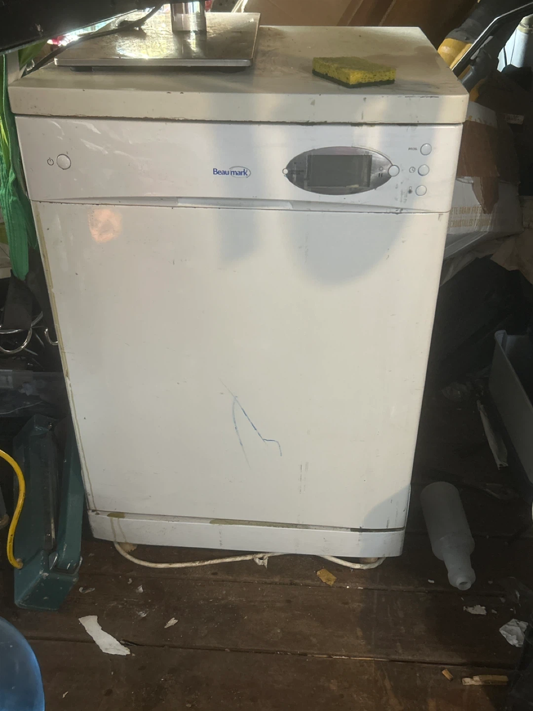 Beaumark Dishwasher