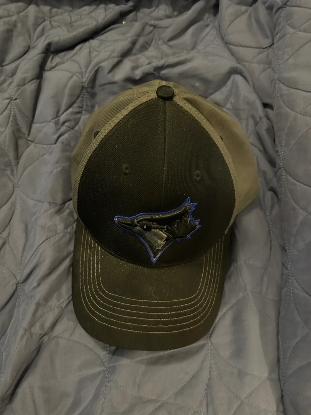 Toronto Blue Jays Baseball Cap image indicator(2)
