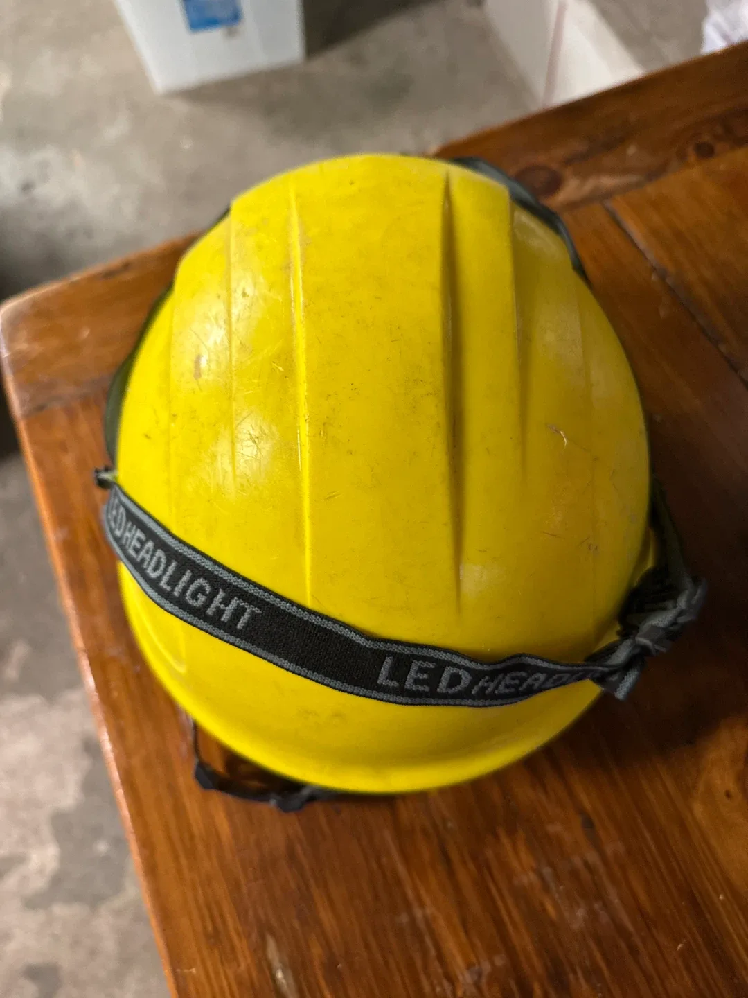Greenferd Construction Hard Hat with LED Headlight image indicator(3)