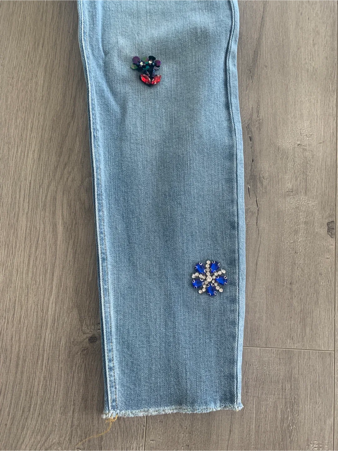 Republic Denim Floral Embellishment Jeans - Size 6/27 image indicator(3)