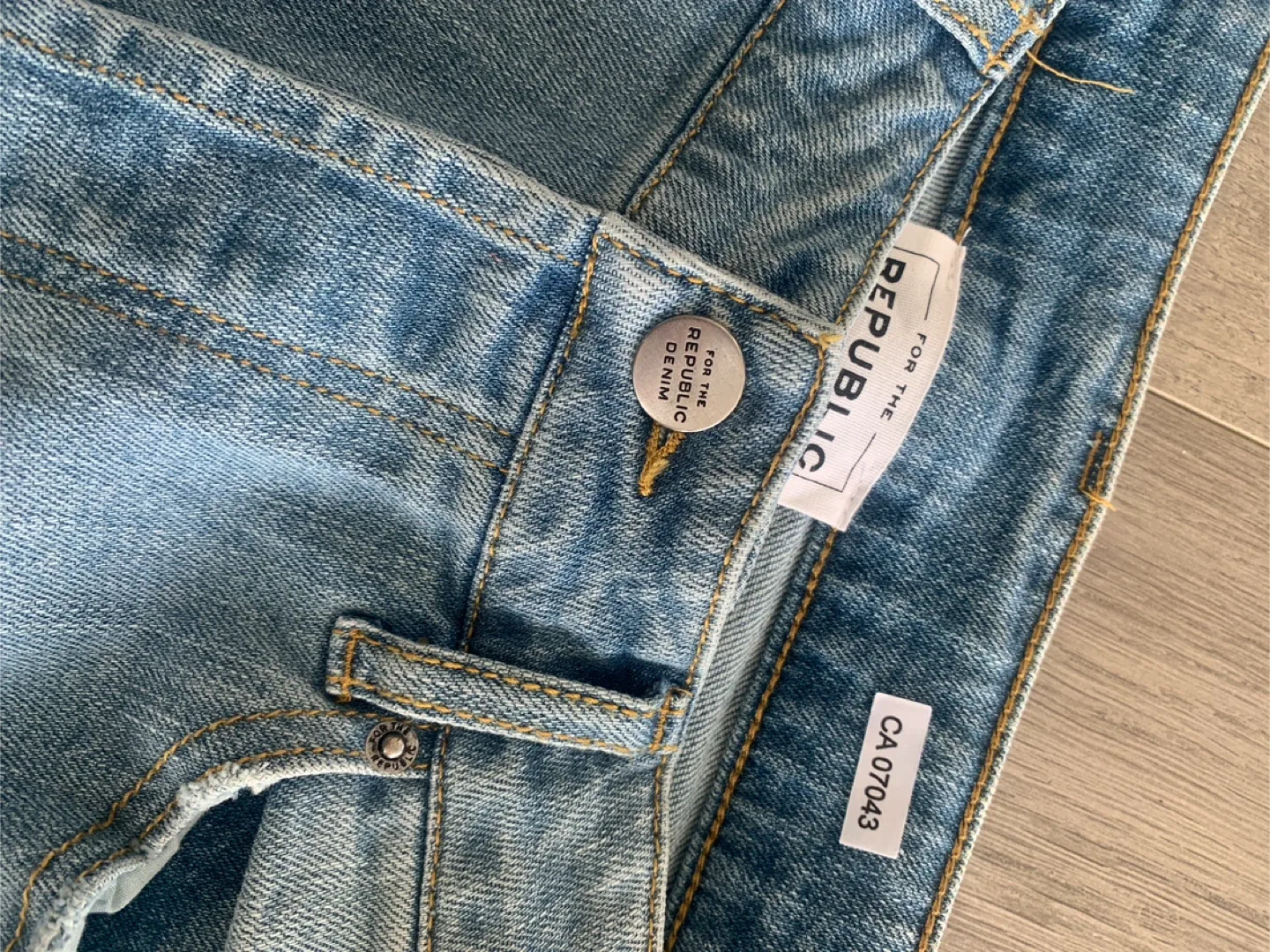 Republic Denim Floral Embellishment Jeans - Size 6/27 image indicator(6)