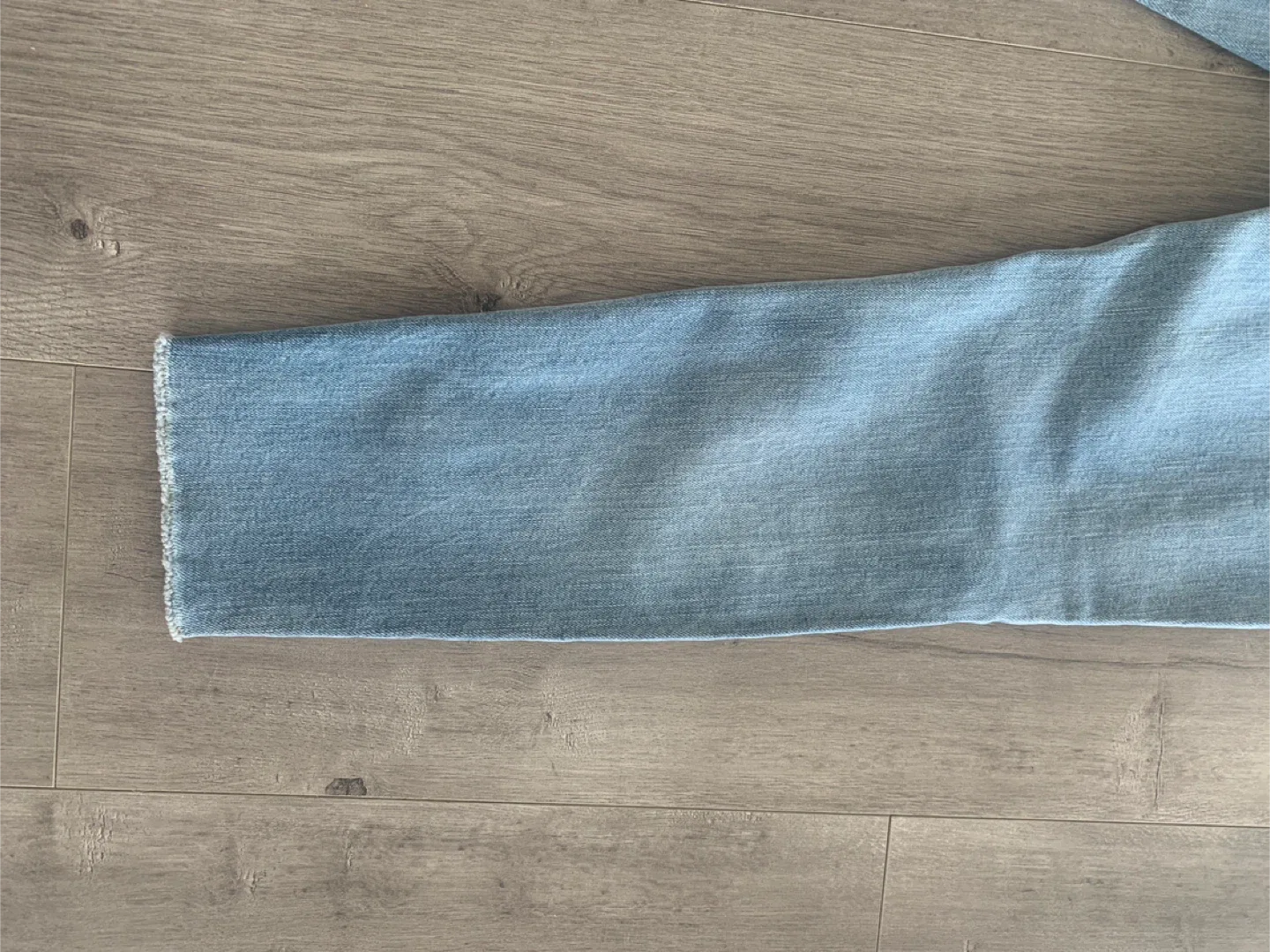 Republic Denim Floral Embellishment Jeans - Size 6/27 image indicator(9)