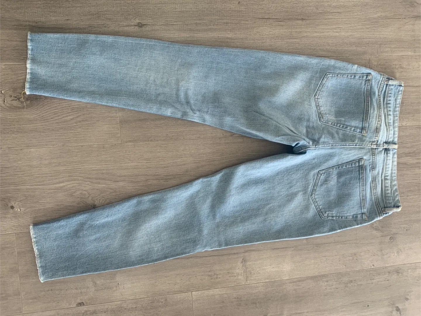 Republic Denim Floral Embellishment Jeans - Size 6/27 image indicator(7)