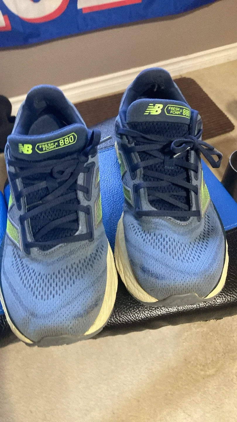 New Balance Fresh Foam 880 Running Shoes image indicator(2)