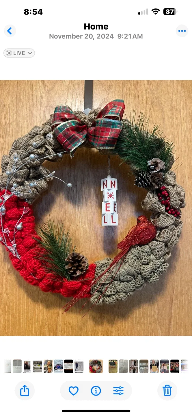 Handmade Christmas Wreath image indicator(4)