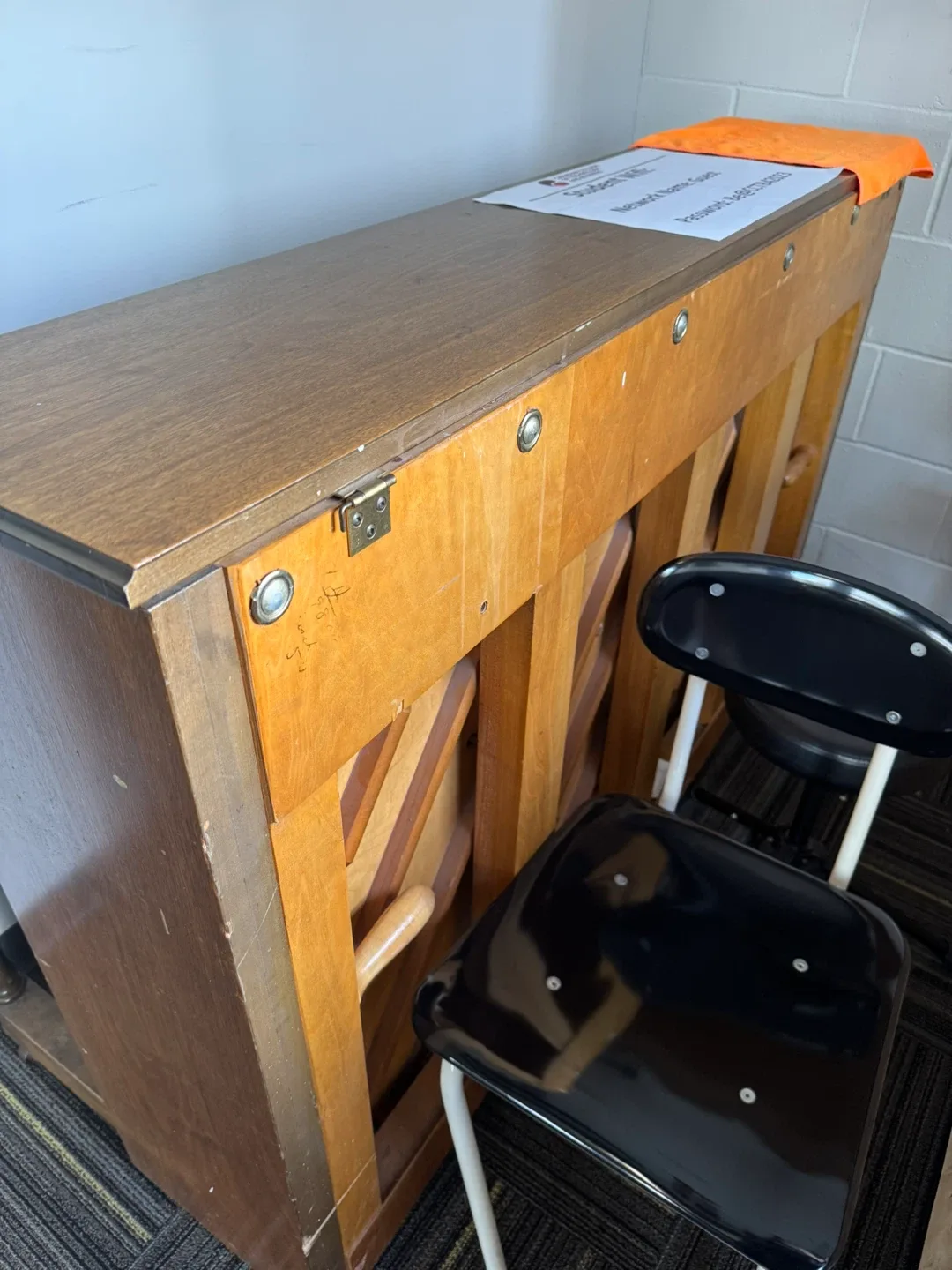 Old piano free image indicator(4)