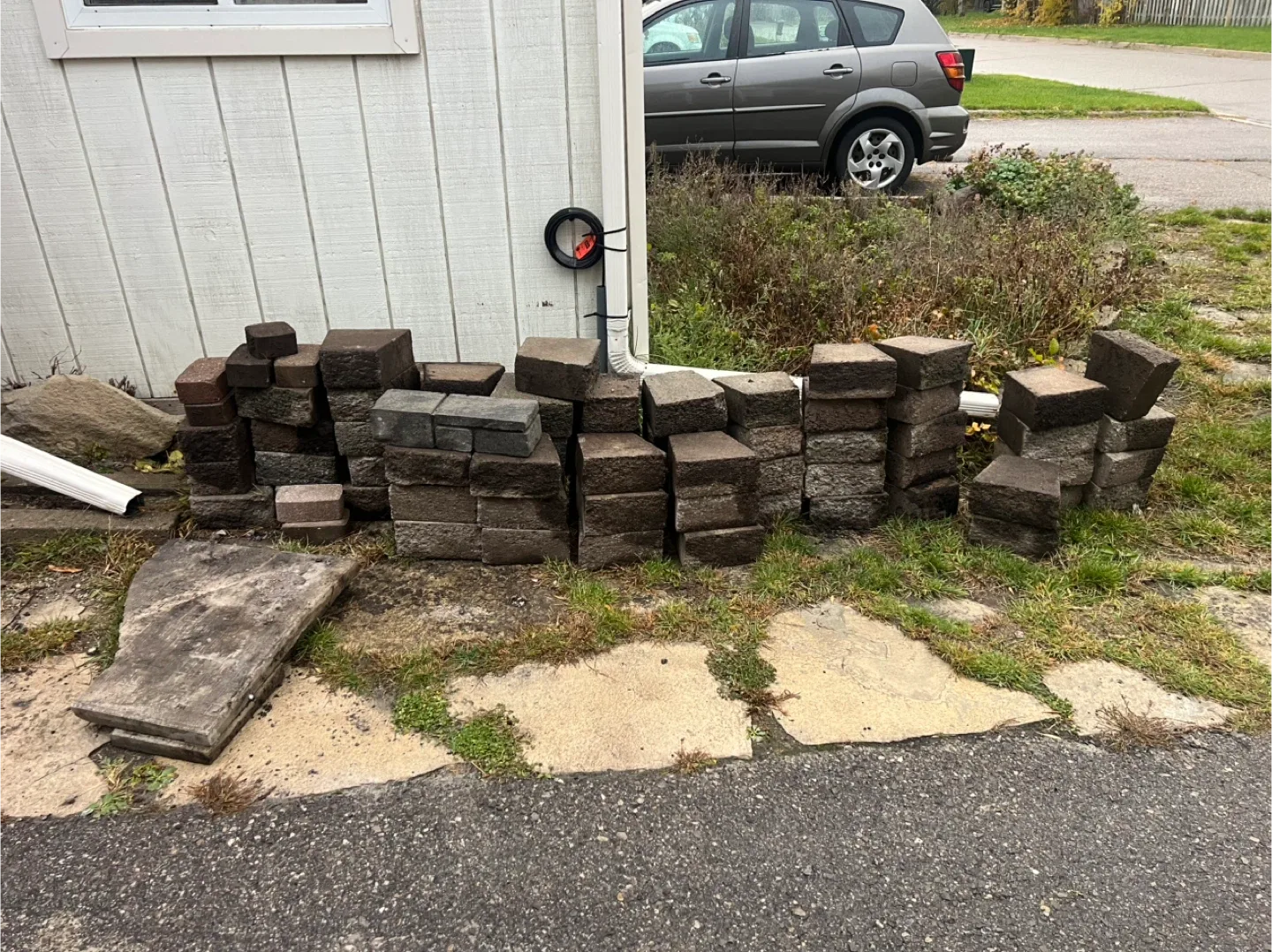 Used Landscaping Bricks & Stones image indicator(4)