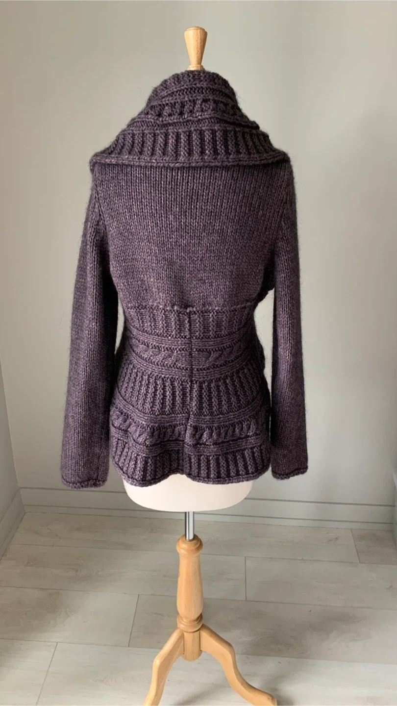 Elsamanda Knit Woollen Cardigan image indicator(3)