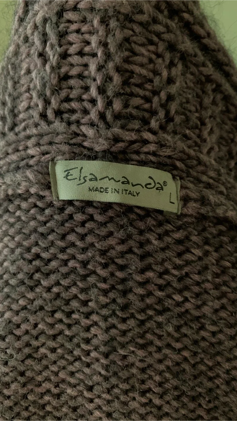 Elsamanda Knit Woollen Cardigan image indicator(10)