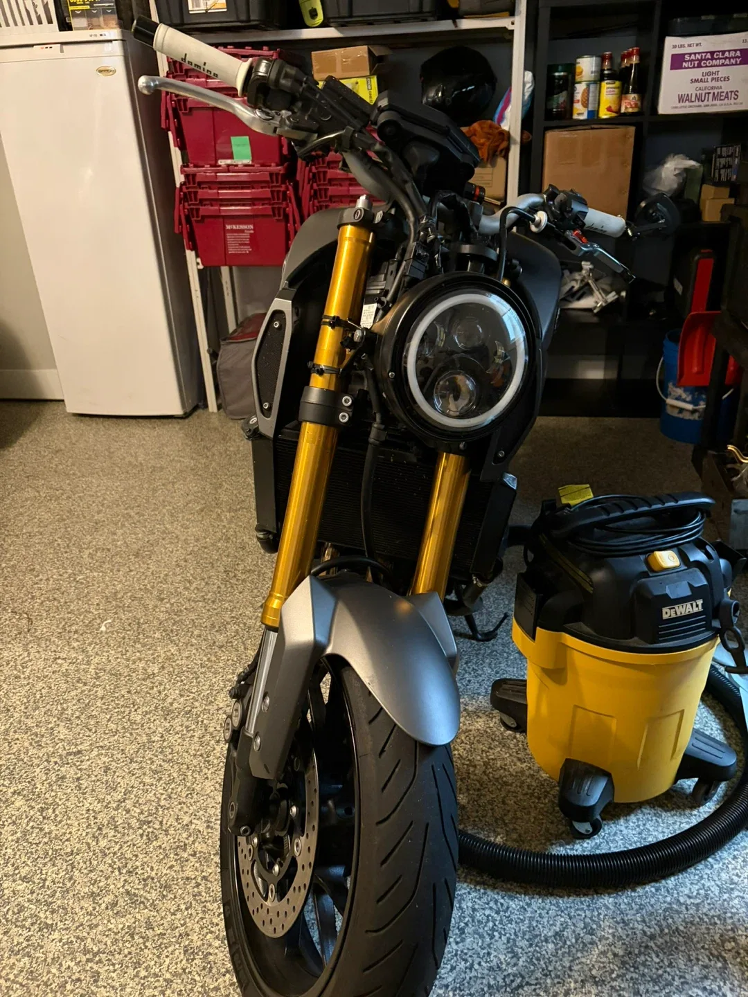 Yamaha FZ09 Motorcycle image indicator(2)