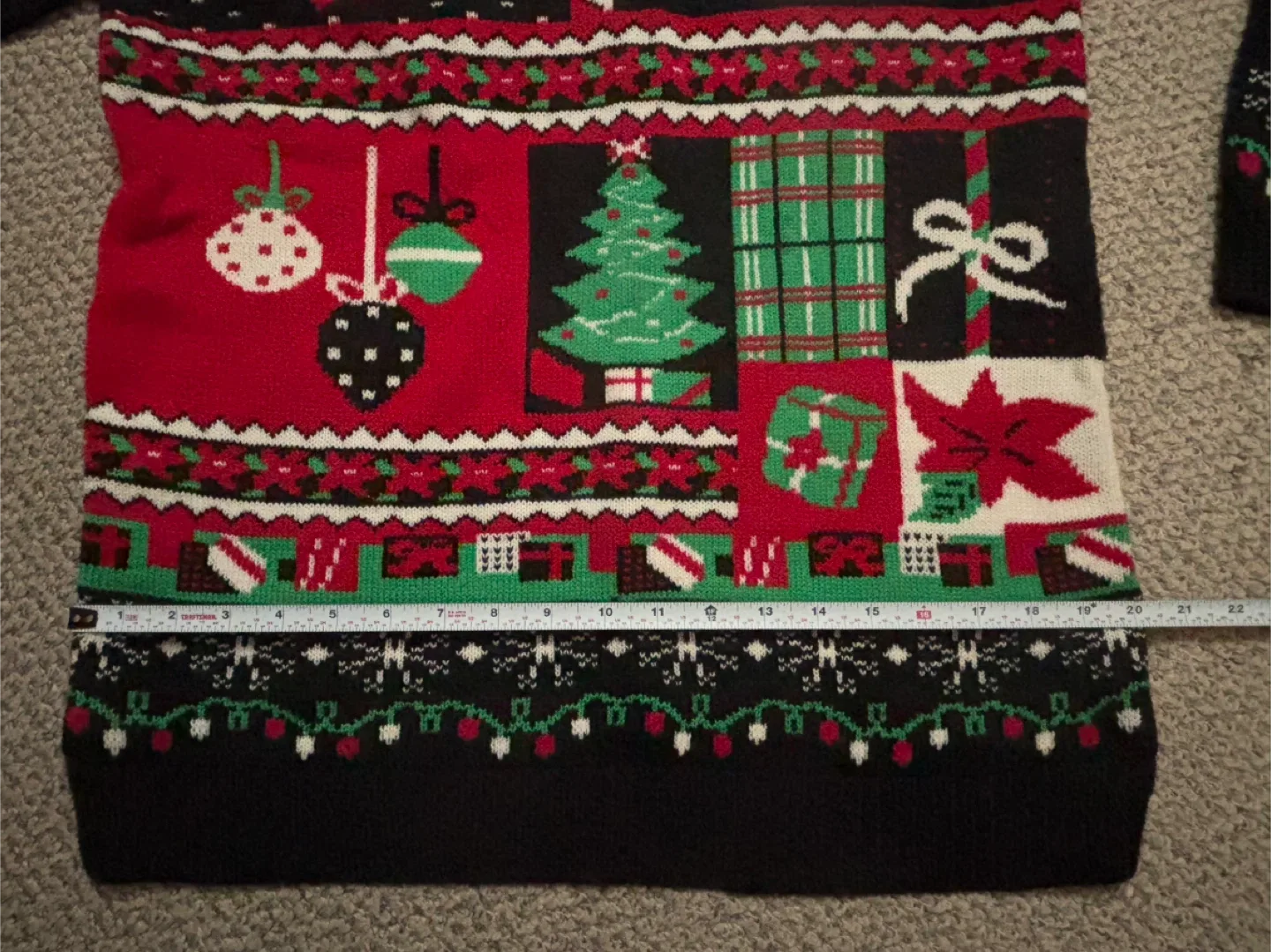 Ugly Christmas Sweater - Size L/G image indicator(5)