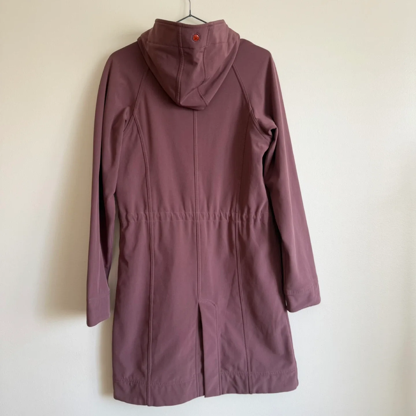 Lululemon Mauve Rain Jacket image indicator(5)