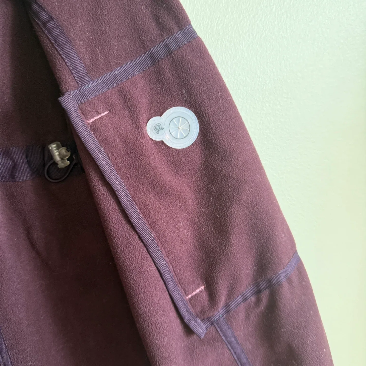 Lululemon Mauve Rain Jacket image indicator(8)