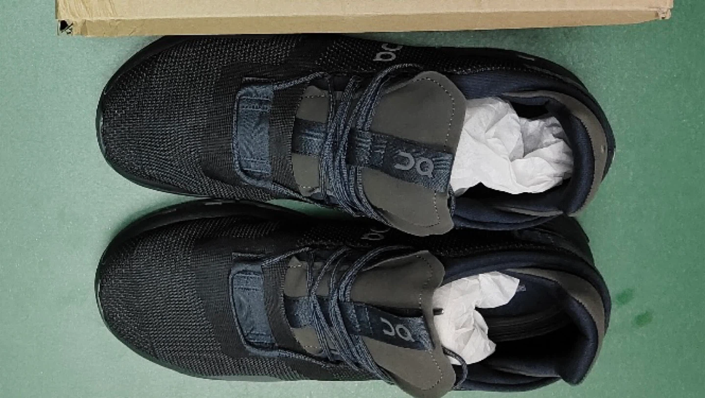 On Running CloudTec Shoes US 11 - photo 3
