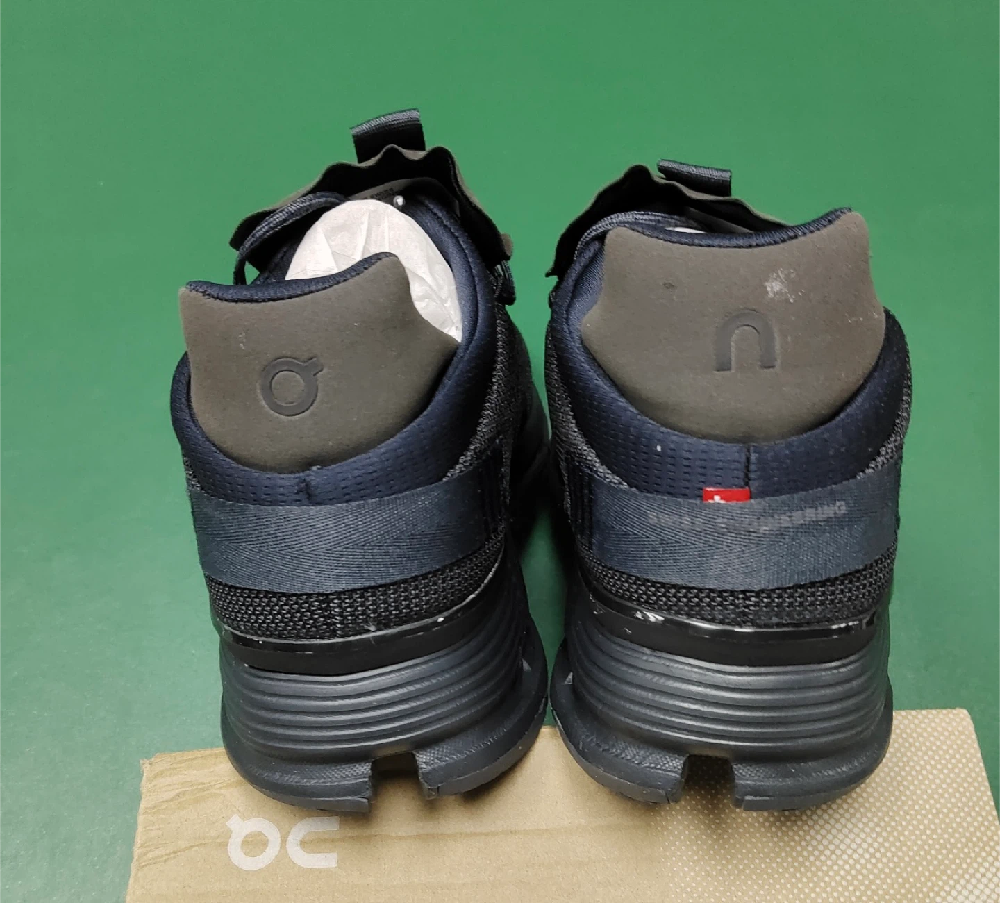 On Running CloudTec Shoes US 11 - photo 2