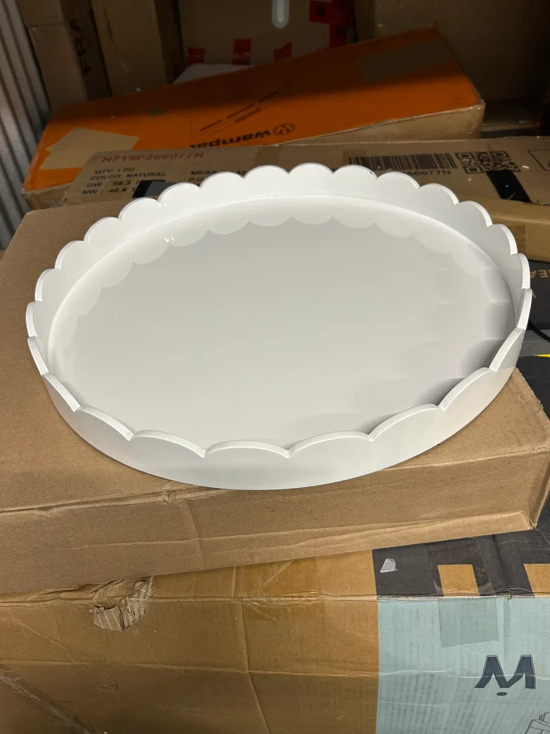 New Enamel / Lacquer Tray Size 20”X 20” image indicator(2)