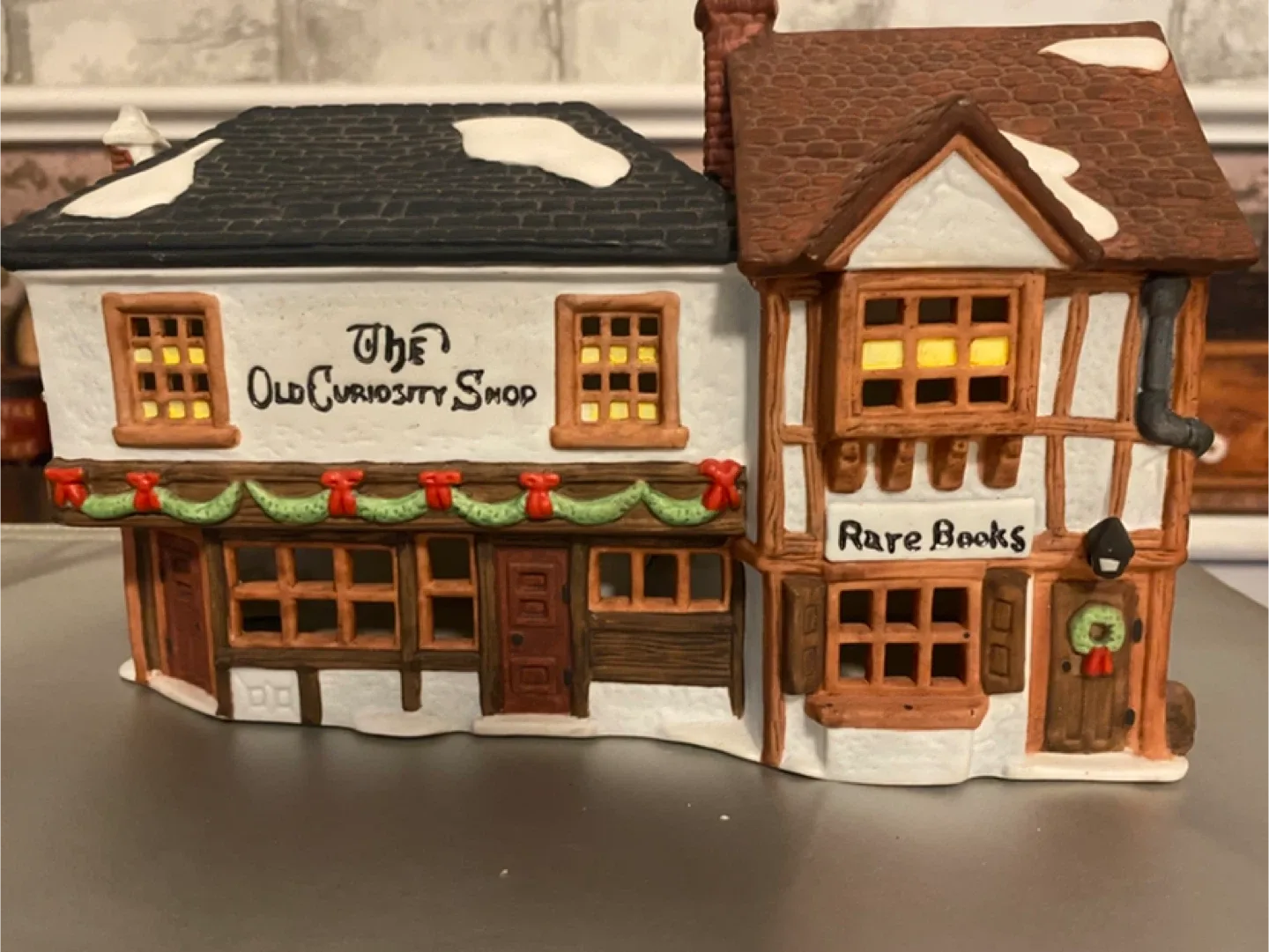 1987 Dickens light up “Old Curiosity Shop” Vintage Collection! image indicator(6)