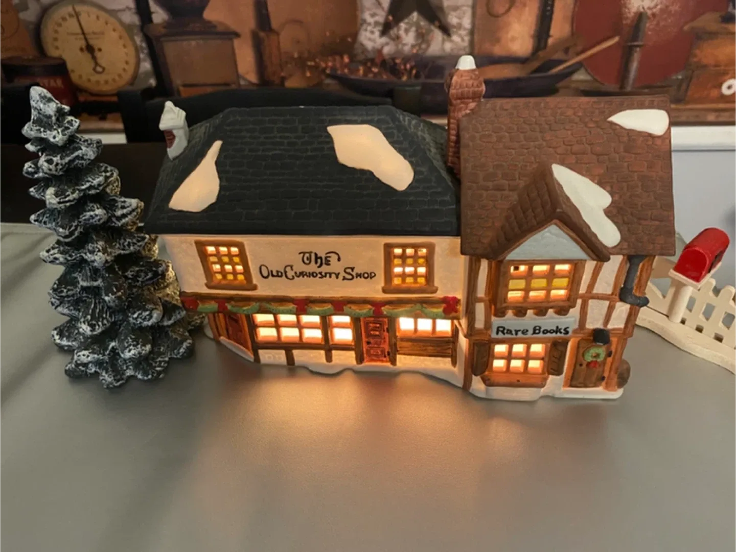 1987 Dickens light up “Old Curiosity Shop” Vintage Collection! thumbnail